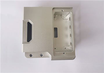 五軸CNC加工和壓鑄的區(qū)別?